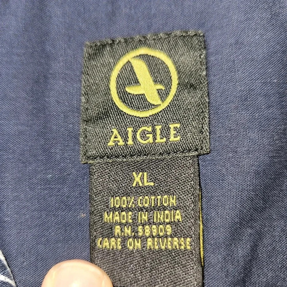 Aigle Men’s Hawaiian Shirt XL Blue Floral Tropical Underwater Print Short Sleeve - Picture 10 of 10